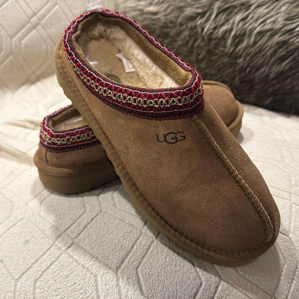 Ugg Tazz slipper in chestnut